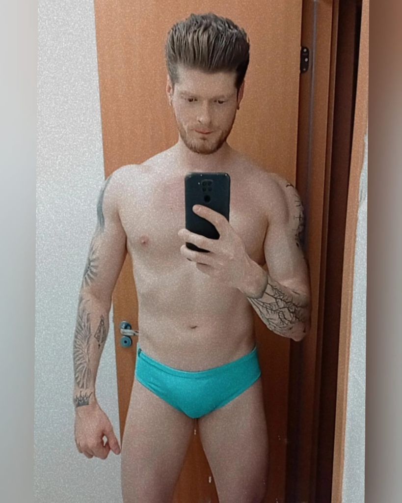 Foto 8 de Rhaell Ferreira