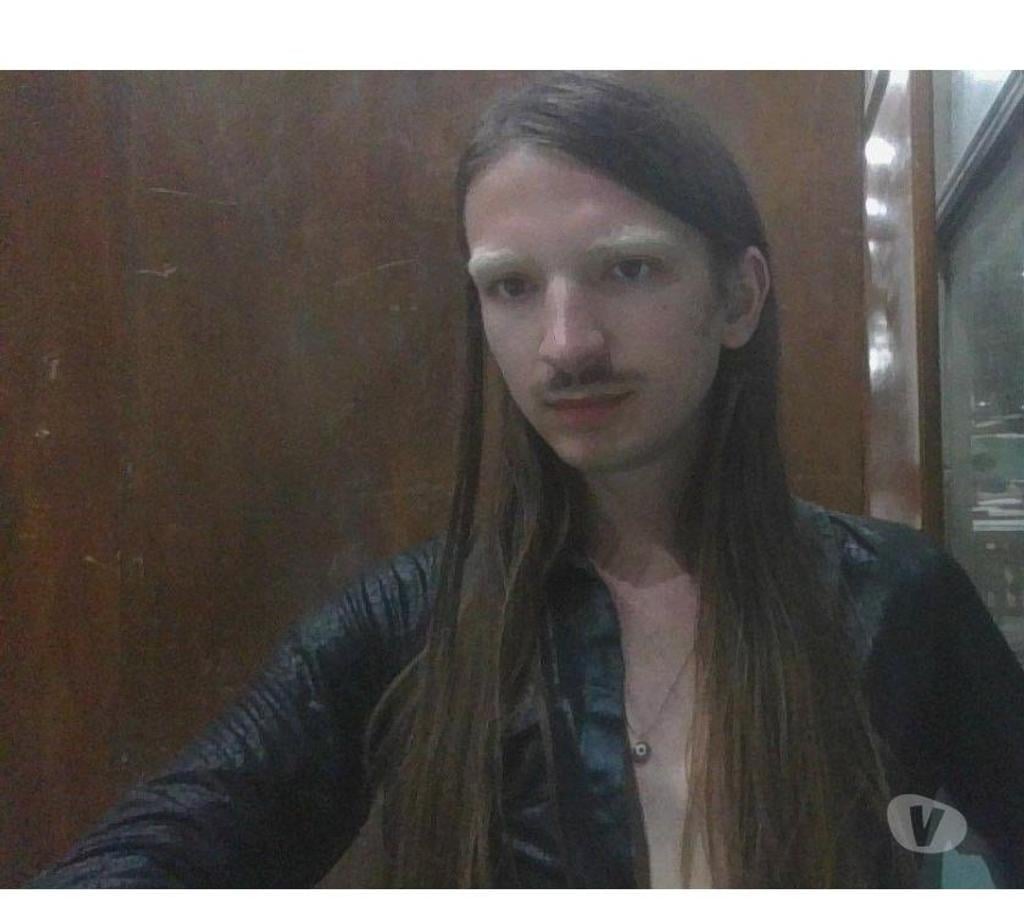 Foto 12 de Novin estudante