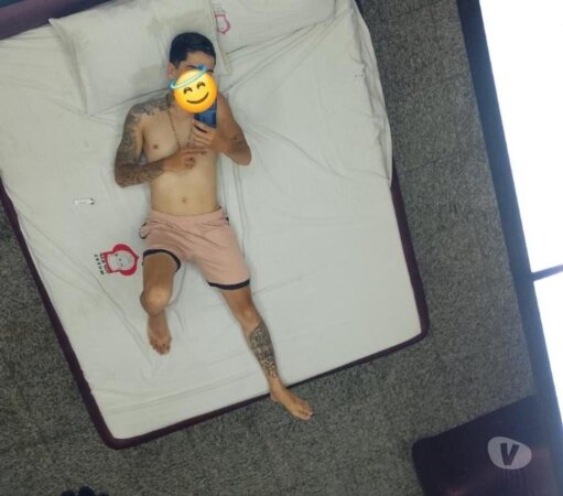 Foto 1 de Tatuado, olhos claros e profissional naquilo que faz