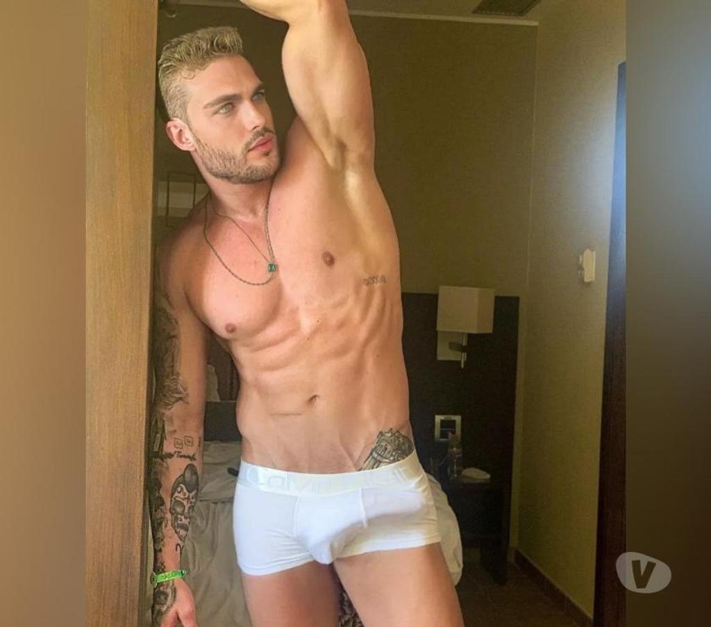 Foto 1 de Boy loiro bem